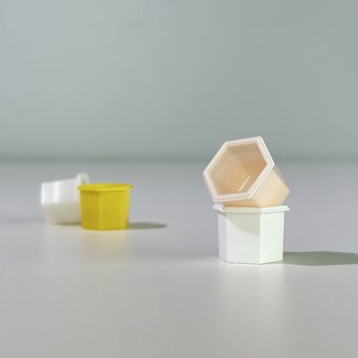 1.3ml Hexagon PP Plastic Cup với nắp nhôm cho mỹ phẩm
