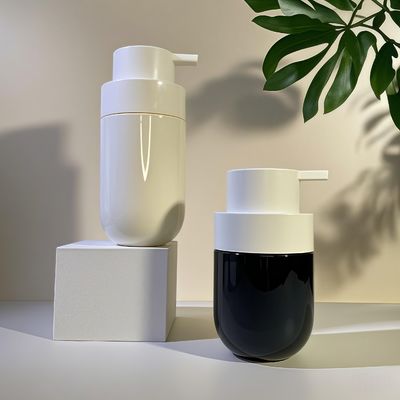 chai mỡ hình tròn PET mỹ phẩm với máy bơm báo chí và tùy chỉnh màu sắc in màn hình lụa cho bao bì làm đẹp