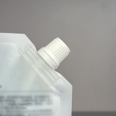 Portable and Durable 9.6mm PE Plastic Screw Cap with Flip Top Spout Lids Food Grade for Spouted Pouch Packaging